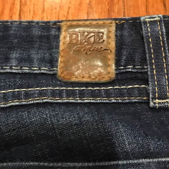 BKE lily capris. Brand new without tags. - Picture 3 of 6